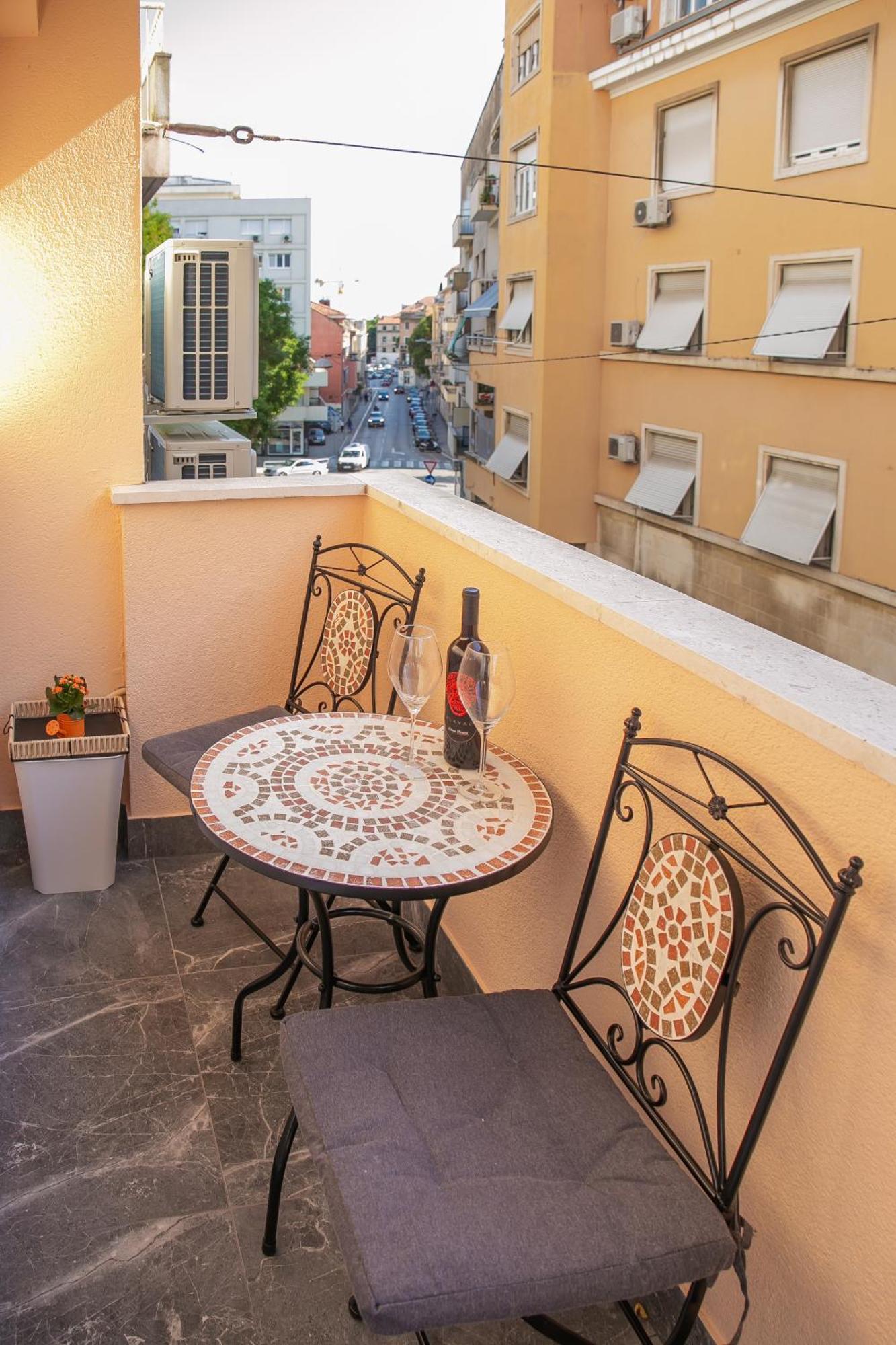 Apartment Marela Split Exteriör bild